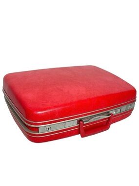Vintage Retro 60’s Samsonite Silhouette Suitcase Cherry Red Hard Shell Polka Dot
